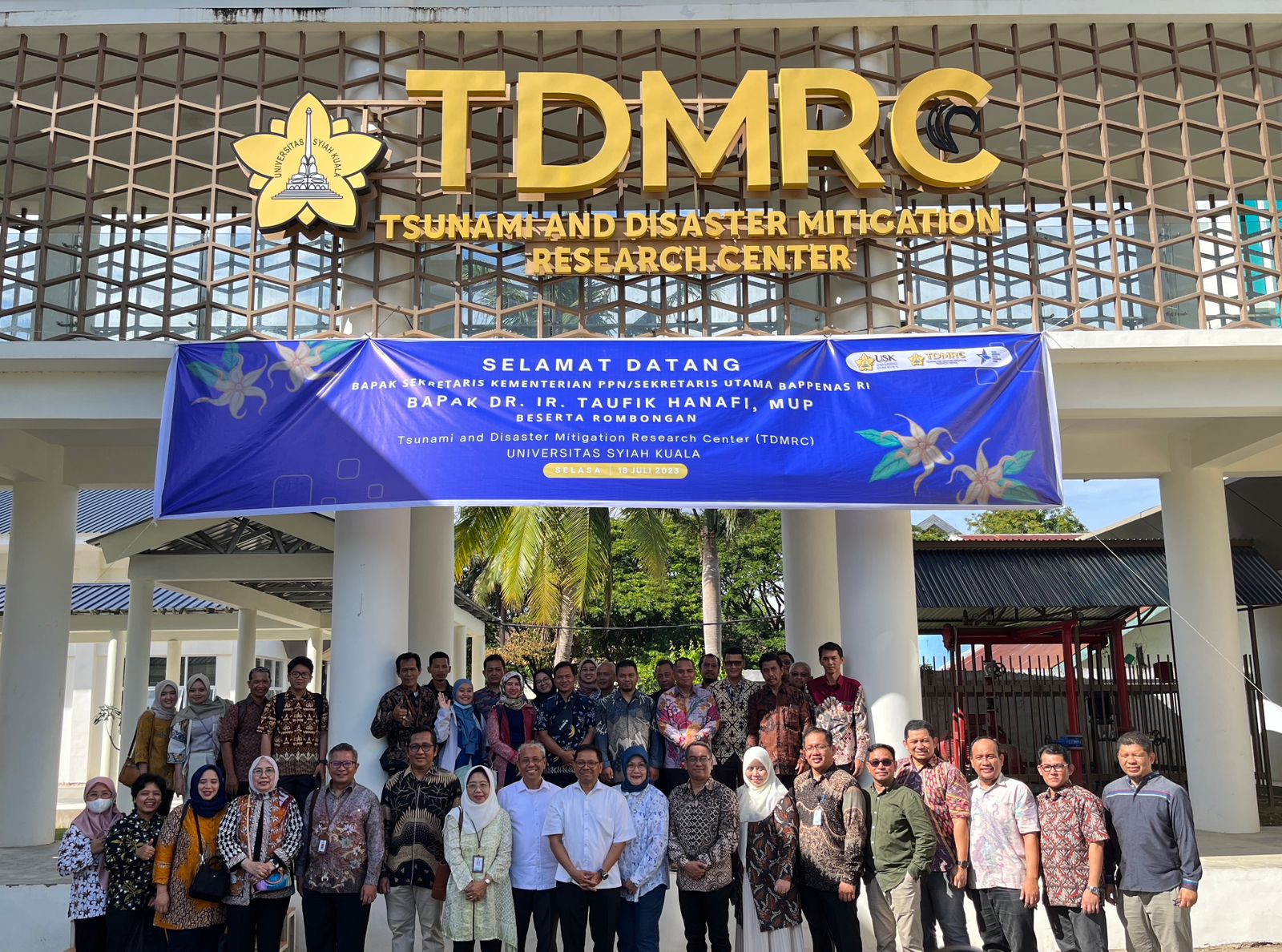 SESTAMA BAPPENAS RI Mr. Dr. Ir. Taufik Hanafi, MUP and His Entourage Visited TDMRC
